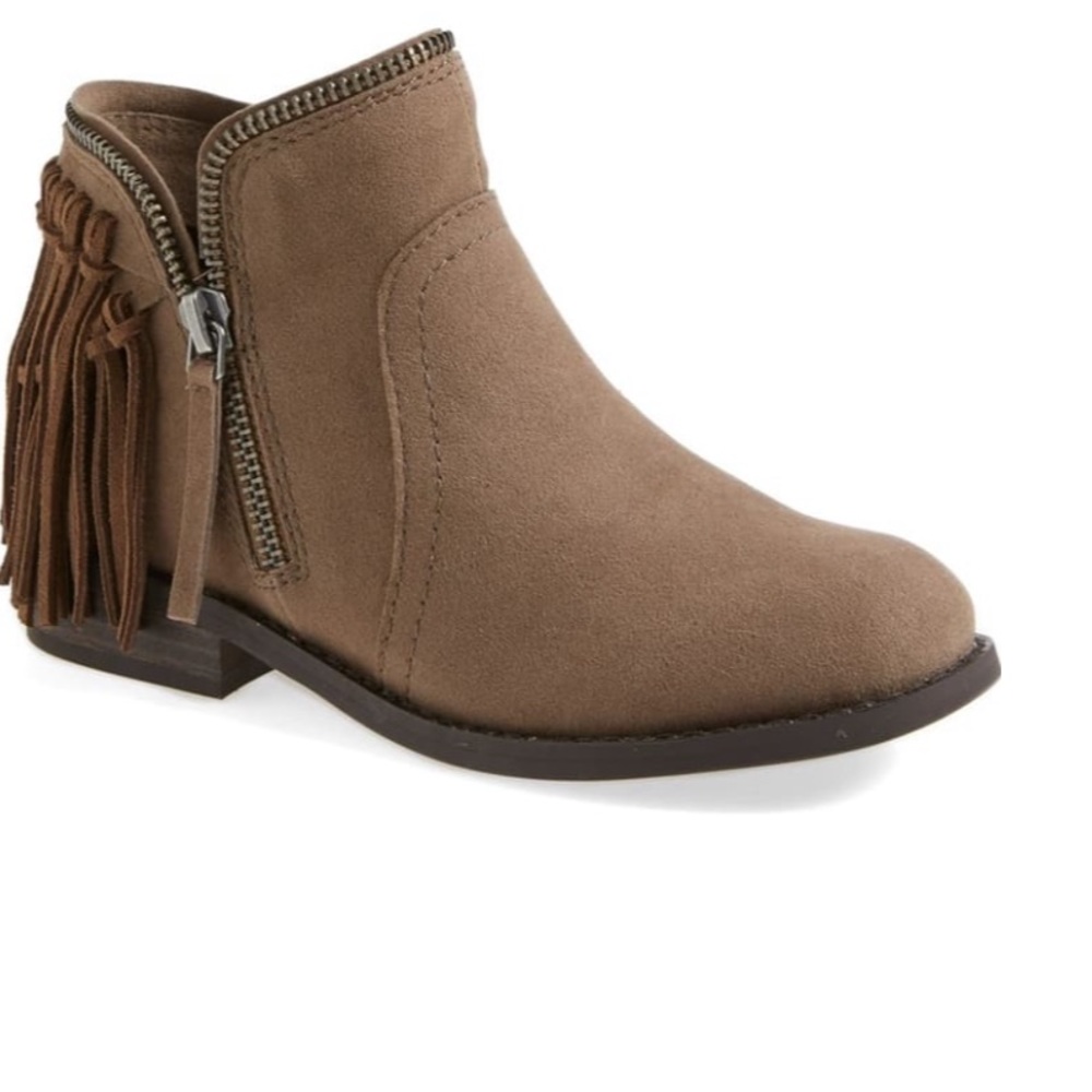 Dolce Vita Girl’s Sunrise Bootie Fringe Taupe 4